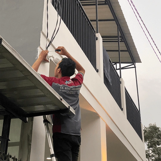 lagi masang cctv